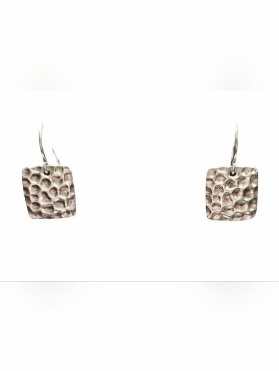 Jewelry - Vintage Sunstone 925 Sterling Silver Hammered Square Drop Dangle.